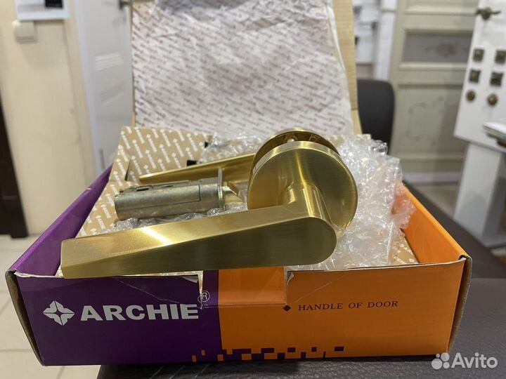 Дверные ручки Archie (Испания) новые