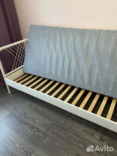 Кровать IKEA