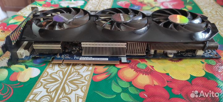 Gigabyte HD 7970 (GV-R797TO-3GD)