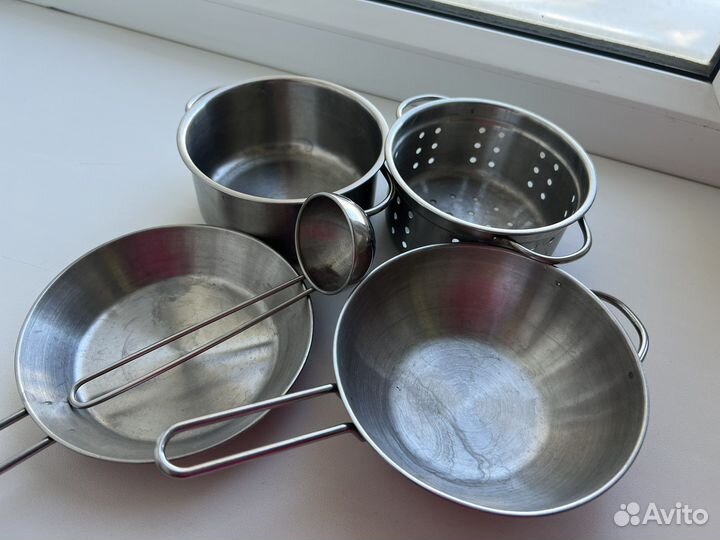 Набор игрушечной посуды