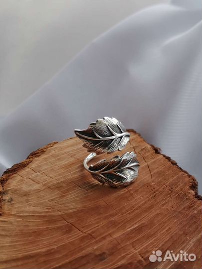 Серебряное кольцо 