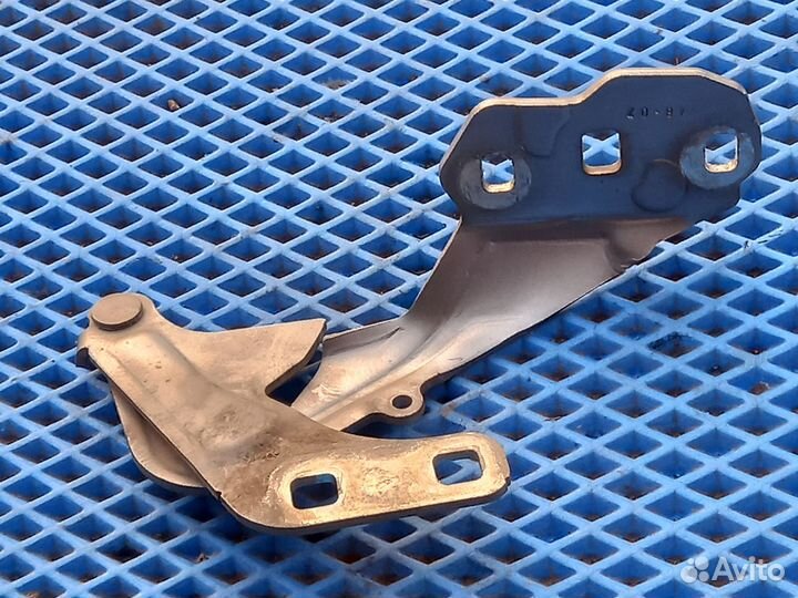 Петля капота левая Ford Mondeo 4 7s7aa16801