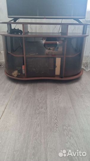 Тумба под телевизор