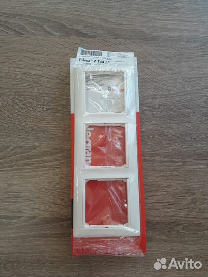 Рамка 3 поста legrand