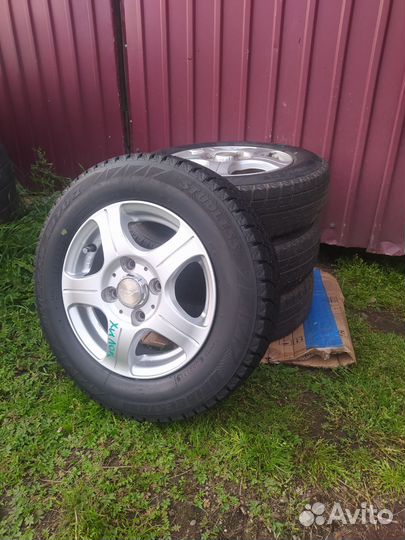 Bridgestone Blizzak Revo2 135/80 R12