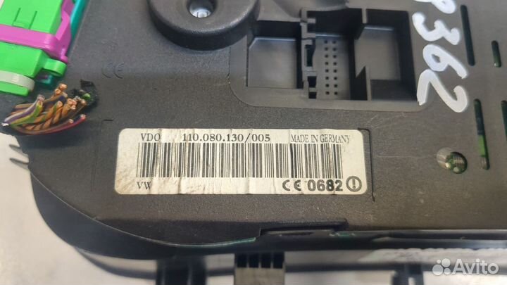 Щиток приборов Volkswagen Golf 4, 1998