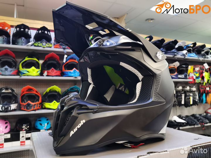 Шлем кроссовый airoh twist