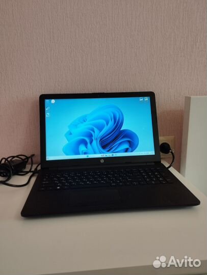 Продам ноутбук HP новый. Ноутбук HP 15-bw585ur