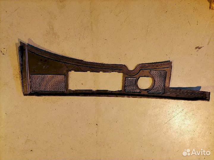 Жабо пластик подкапотный Audi A4 B6 8EC 8E2819417A