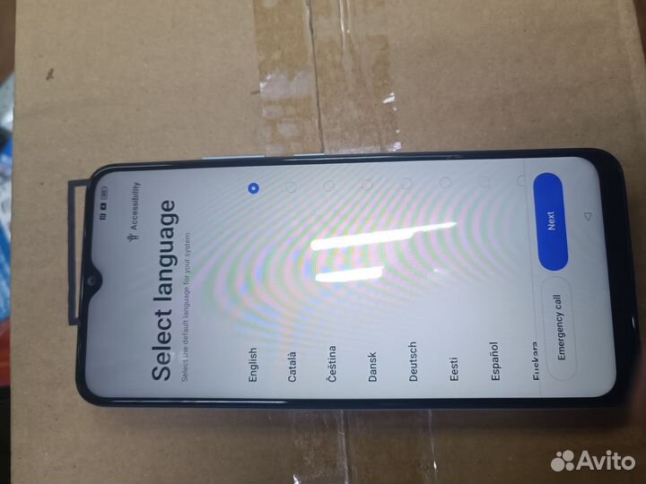 Телефон realme