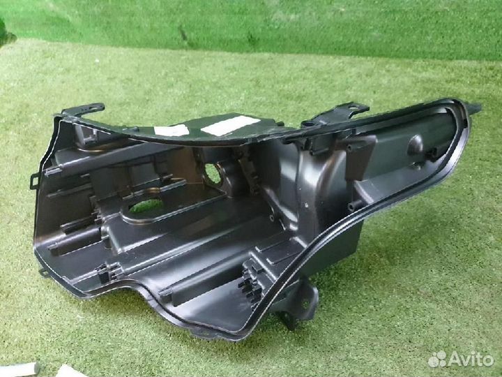 Фара левая Land Rover Range Rover
