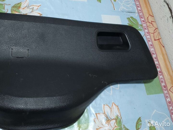 Обшивки двери задней пежо 206