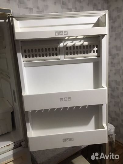 Холодильник стинол в рабочем состоянии