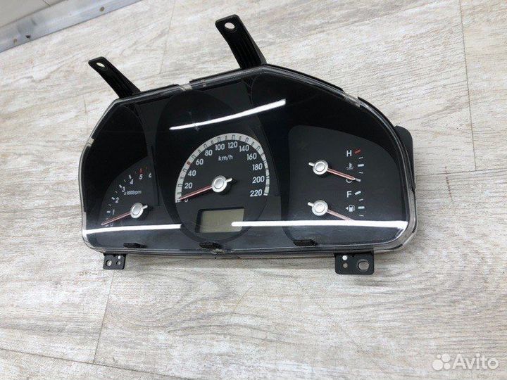 Щиток приборов Kia Sportage кроссовер D4EA 2005