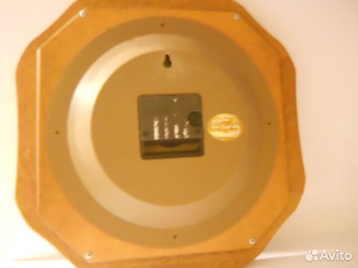 Немецкие настенные часы из дуба