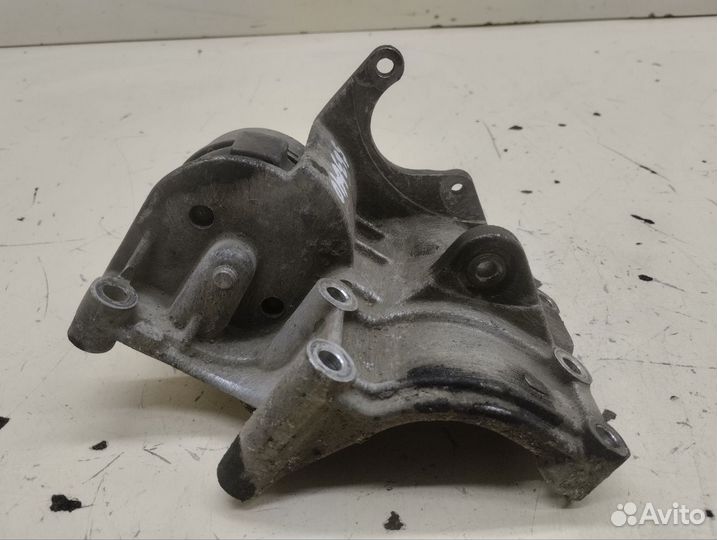 Кронштейн гидроусилителя Hyundai Starex H1/Grand Starex 2007