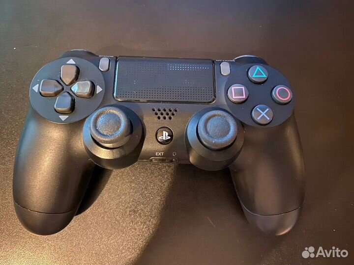 Геймпад беспроводной PlayStation DualShock 4