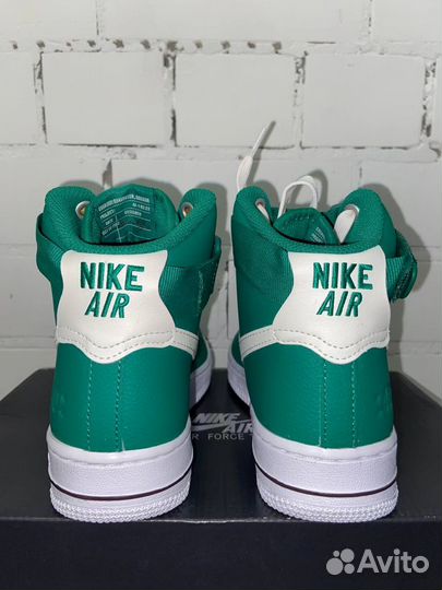 Nike Air Force 1 High se 40 оригинал