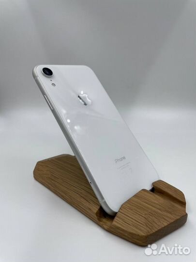 iPhone Xr, 64 ГБ