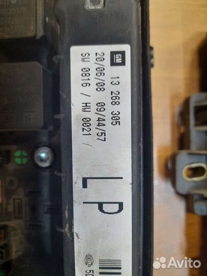 Монтажный блок Opel Astra H (Z18xer)