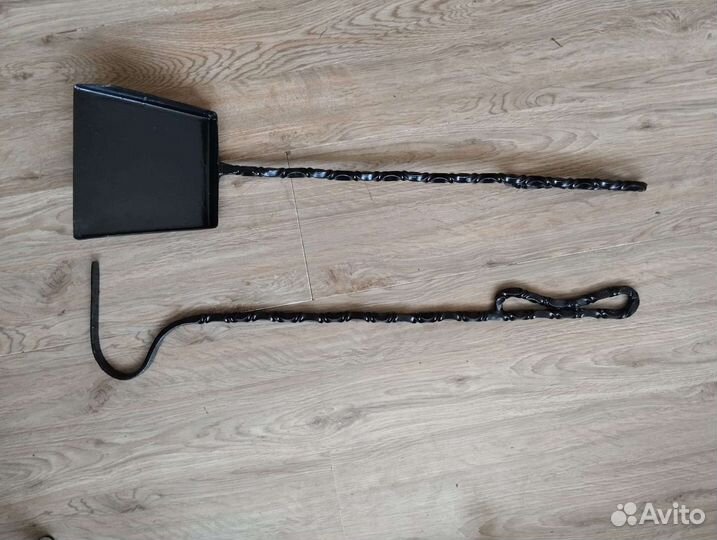 Совок и кочерга