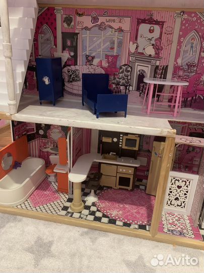 Домик кукольный