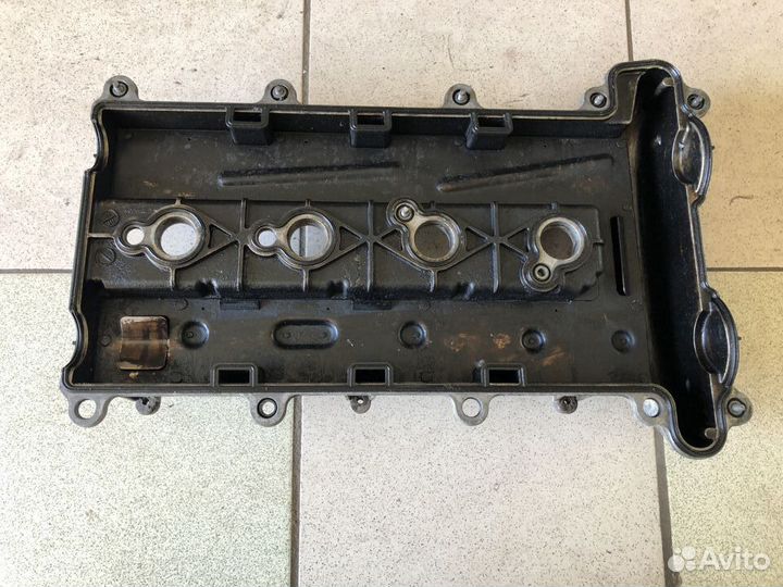 Клапанная крышка Saab 9-3 II 2.0 B207L