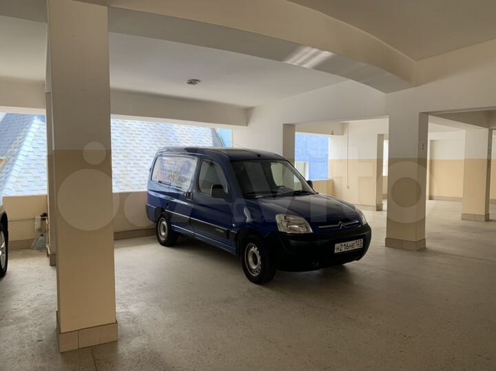 Машиноместо, 24 м²