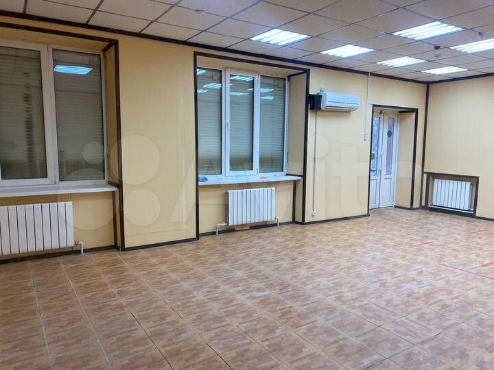 Торговая площадь/офис 60 м²