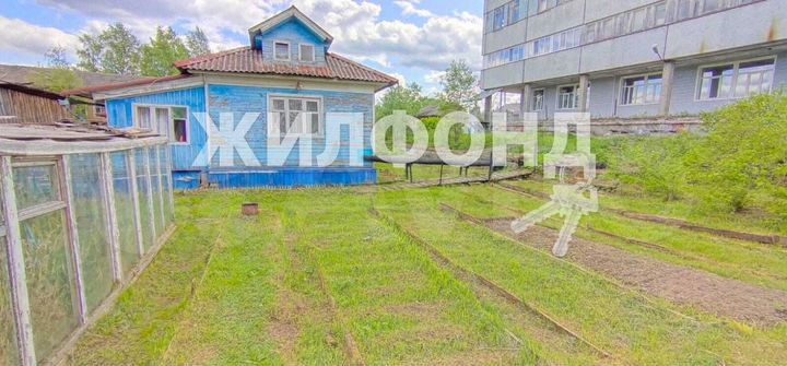 Дом 63 м² на участке 11 сот.