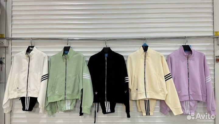 Спортивный костюм