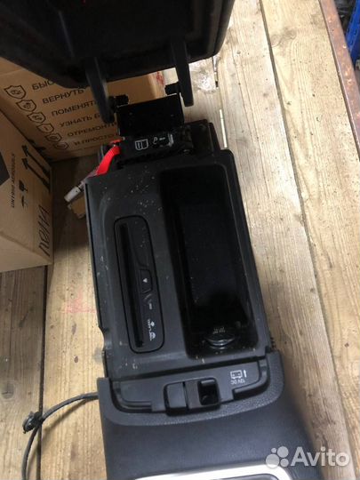 Центральная консоль Jeep Wk2 2015 SRT