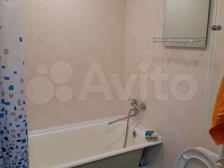 2-к. квартира, 44 м², 3/3 эт.