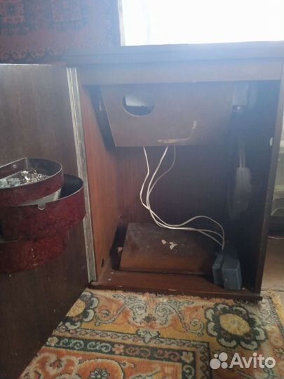 Швейная машина Чайка 3