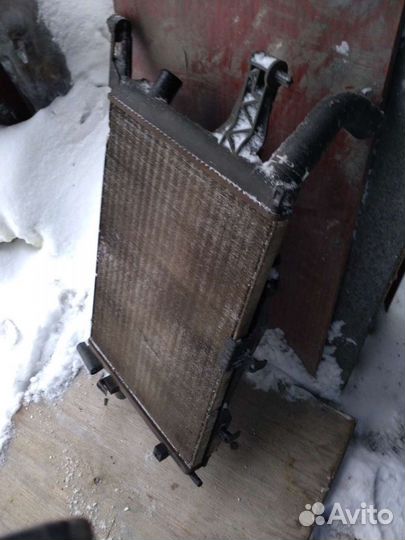 Радиатор охлаждения opel corsa