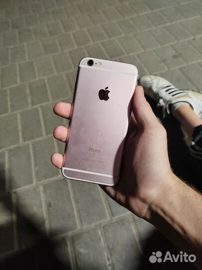 Телефон iPhone 6s 64gb
