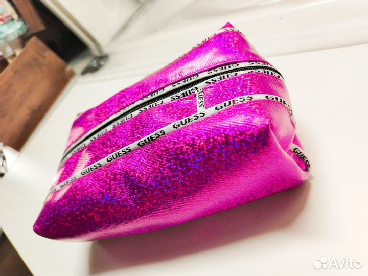 Косметичка guess