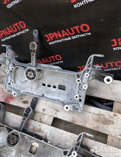 Подрамник передний Volkswagen Passat B6 Tiguan