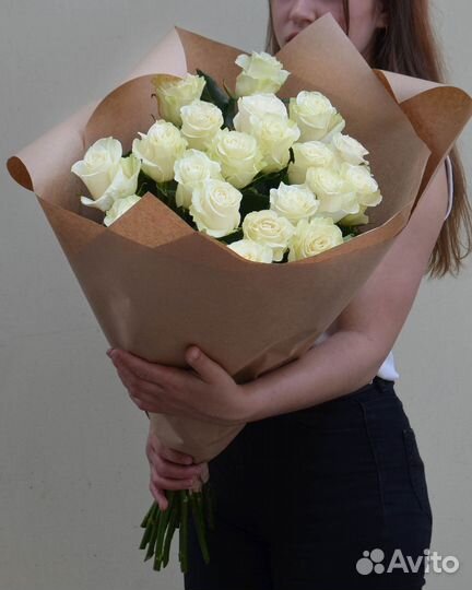 Розы Эквадор Белые 60 см Цветы Букеты Доставка