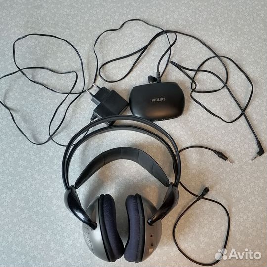 Беспроводные наушники Philips shc 2000