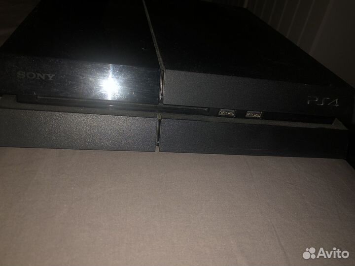 Sony playstation 4 slim