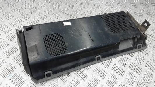 Молдинг крыла переднего левого land rover range ro