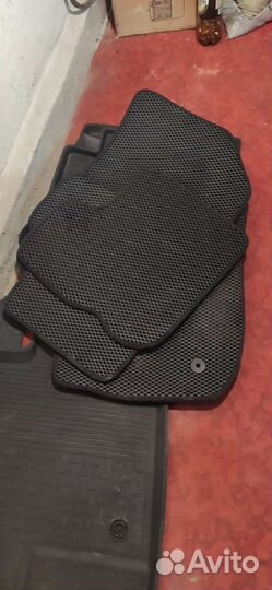 Автомобильные коврики ева на Ларгус