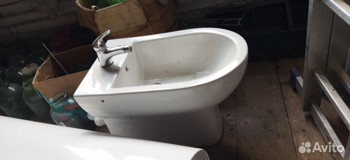 Биде со смесителем