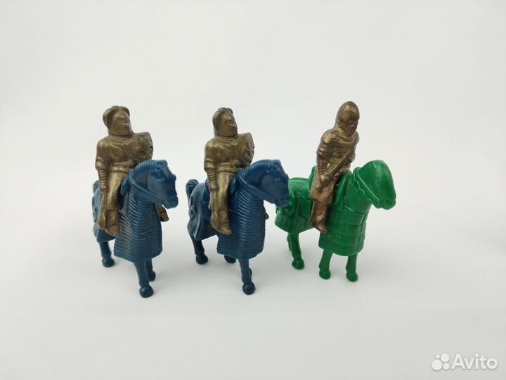 Фигурки Бравые Солдатики Kinder Surpris Ландрин