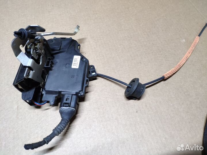 Замок двери Audi A4(B6) 2000-2004 8e0839016C