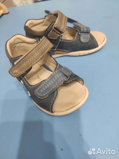 Сандалии для мальчика 22-23 размер