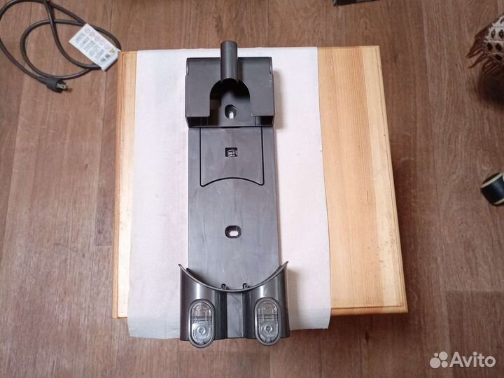 Кронштейн для Дайсон v6