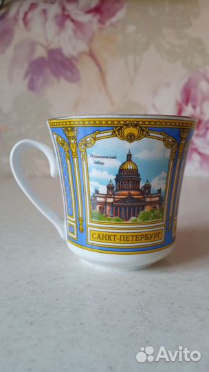 Кружки, чашки, молочник, бюветница