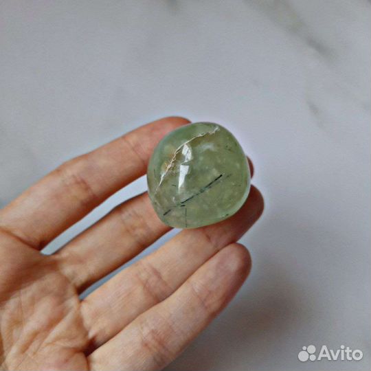 Лот: празиолит (зелёный аметист), пренит